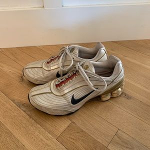 Pearl Nike Shox Athletic Shoes